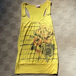 Super cute Cesem USA fashion tank top